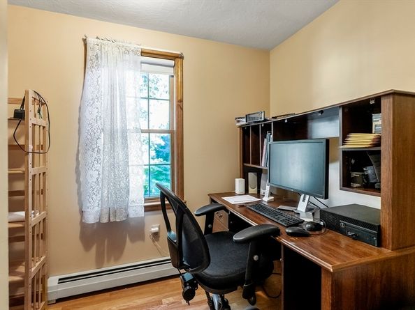 10 Duck Farm, Bridgewater MA 02324