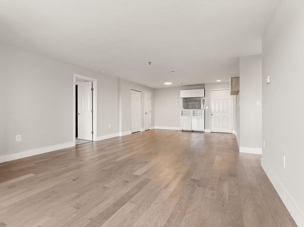 3920 Mystic Valley Pkwy 704, Medford MA 02155