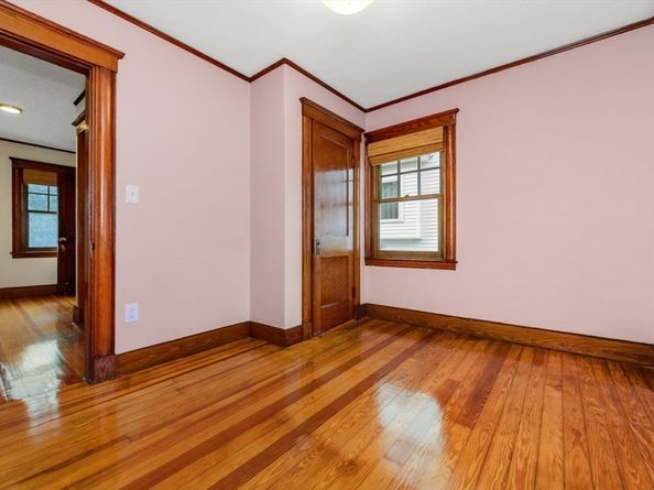 33 Prospect St, Malden MA 02148