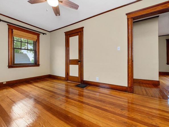 33 Prospect St, Malden MA 02148