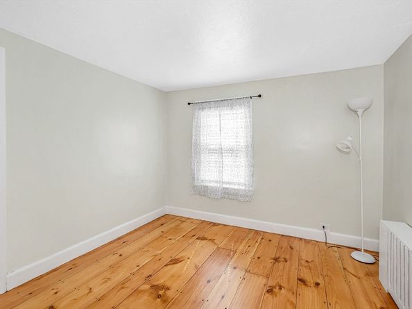 143 Leamy St, Gardner MA 01440