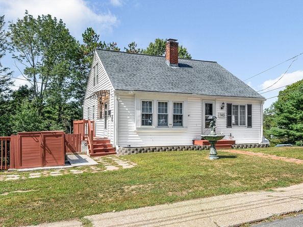 143 Leamy St, Gardner MA 01440
