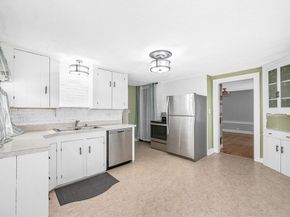 143 Leamy St, Gardner MA 01440