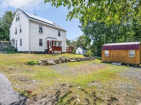 143 Leamy St, Gardner MA 01440