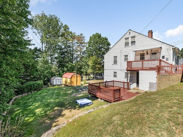143 Leamy St, Gardner MA 01440