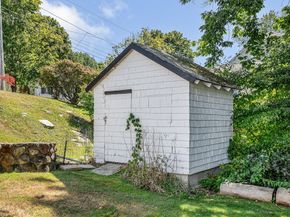 143 Leamy St, Gardner MA 01440
