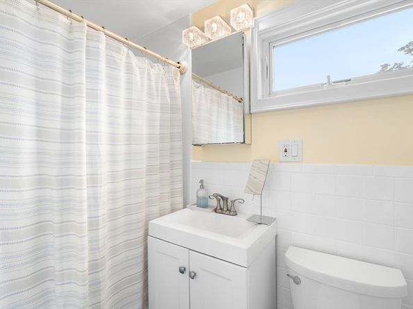 30 Merrill Rd, Watertown MA 02472