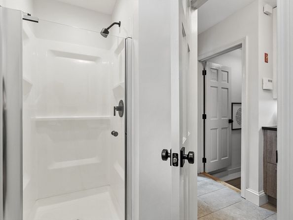 195 Haggetts Pond Rd, Andover MA 01810