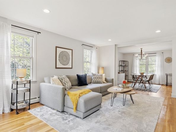 195 Haggetts Pond Rd, Andover MA 01810