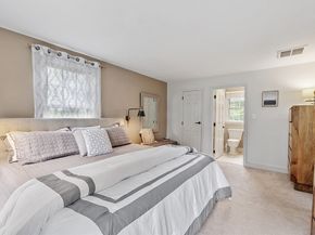 195 Haggetts Pond Rd, Andover MA 01810
