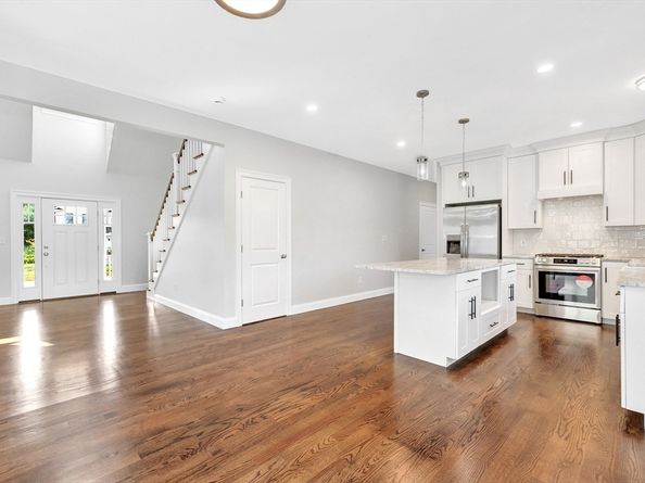 22 May Road, Millis MA 02054