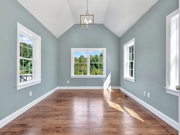 22 May Road, Millis MA 02054