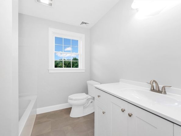 22 May Road, Millis MA 02054