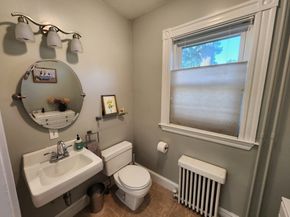 61 Broadway, Newton MA 02460