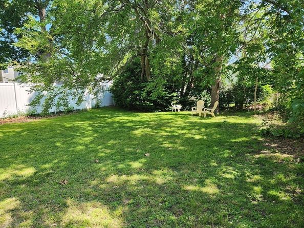 61 Broadway, Newton MA 02460