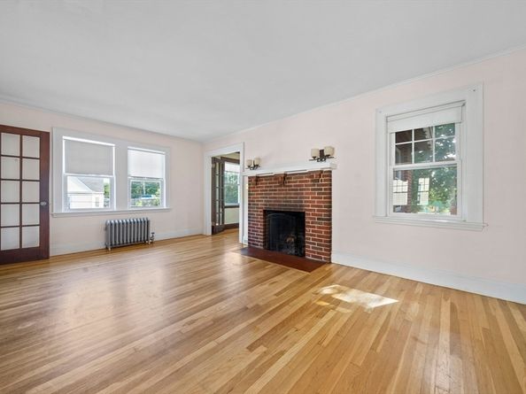1667-1669 Centre Street, Newton MA 02461