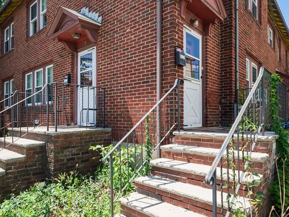 1667-1669 Centre Street, Newton MA 02461