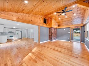 57 Leroy St, Fitchburg MA 01420