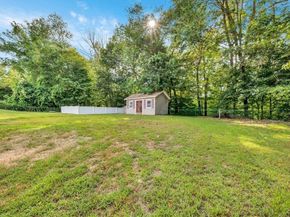 57 Leroy St, Fitchburg MA 01420