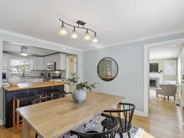 21 Circle Drive, Waltham MA 02452