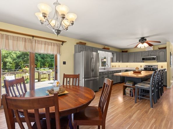 6 Bryant Circle, Middleboro MA 02346
