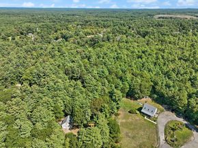 6 Bryant Circle, Middleboro MA 02346