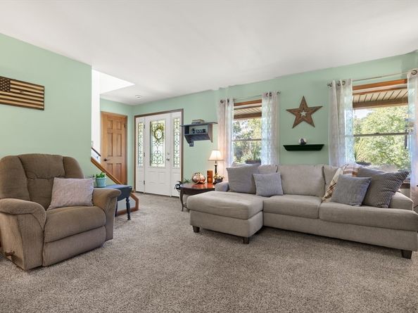 6 Bryant Circle, Middleboro MA 02346
