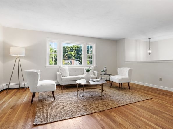 34 Newtown Road, Acton MA 01720