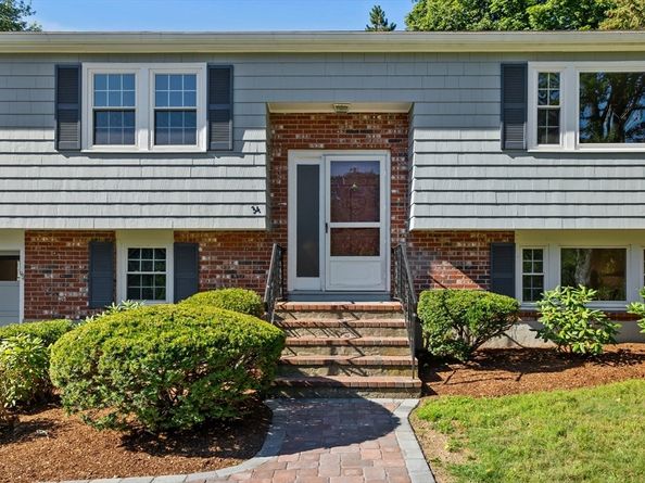 34 Newtown Road, Acton MA 01720