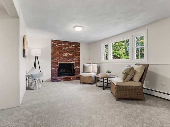 34 Newtown Road, Acton MA 01720
