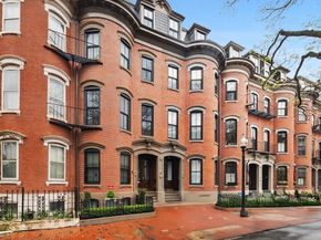 8 Rutland Sq 2, Boston MA 02118