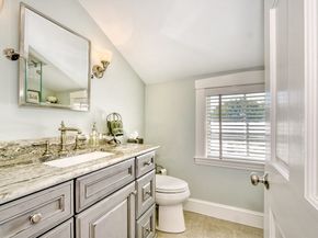 67 Lovell Rd, Melrose MA 02176
