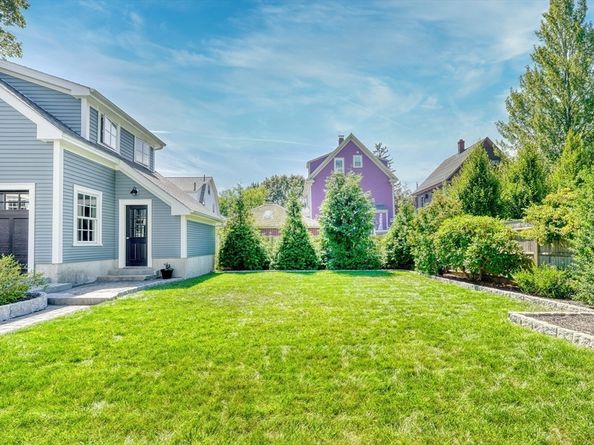 67 Lovell Rd, Melrose MA 02176
