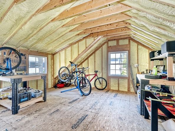 67 Lovell Rd, Melrose MA 02176