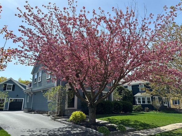 67 Lovell Rd, Melrose MA 02176