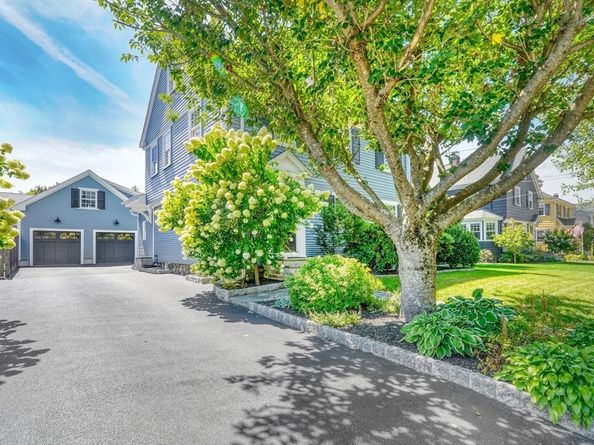67 Lovell Rd, Melrose MA 02176