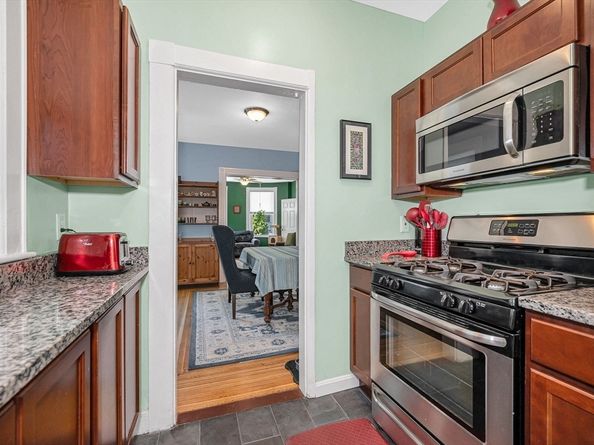 38 Cherry St 1, Lynn MA 01902