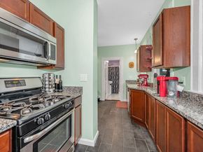 38 Cherry St 1, Lynn MA 01902