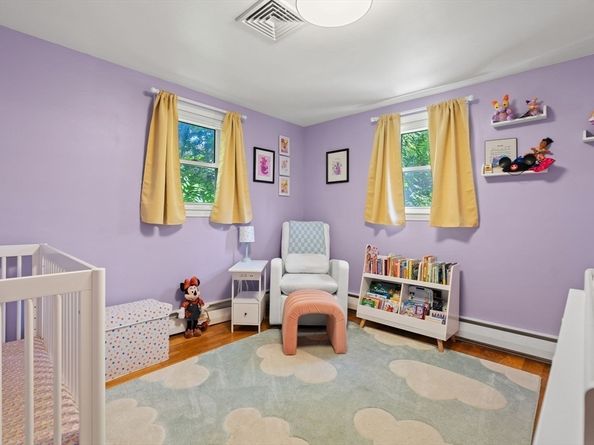 7 Anna Rd, Woburn MA 01801