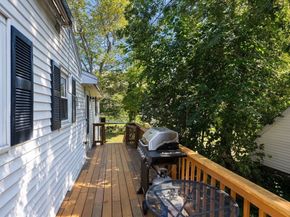7 Anna Rd, Woburn MA 01801
