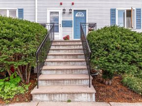 23 Waverly Pl 23, Melrose MA 02176