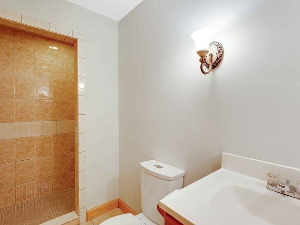 23 Waverly Pl 23, Melrose MA 02176