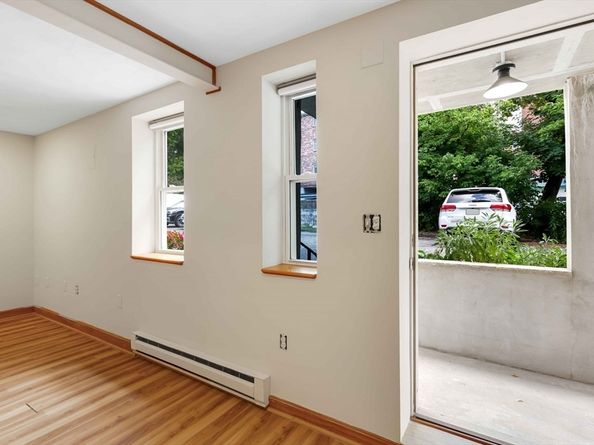 23 Waverly Pl 23, Melrose MA 02176