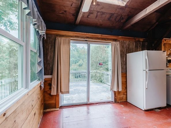 5 Witt, North Brookfield MA 01535