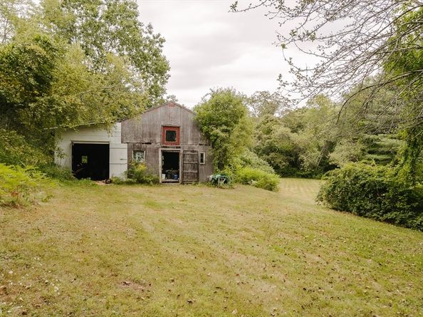 5 Witt, North Brookfield MA 01535