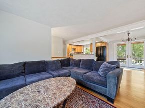 27 Plant Rd, Waltham MA 02451
