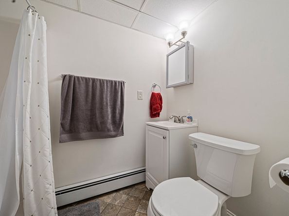 27 Plant Rd, Waltham MA 02451