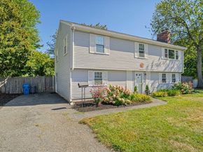 27 Plant Rd, Waltham MA 02451