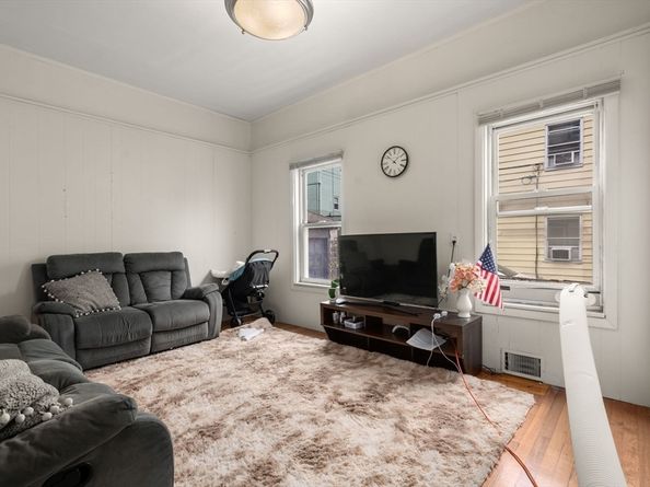 255 Main St, Everett MA 02149