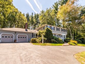 14 Onondaga Ln, Medfield MA 02052